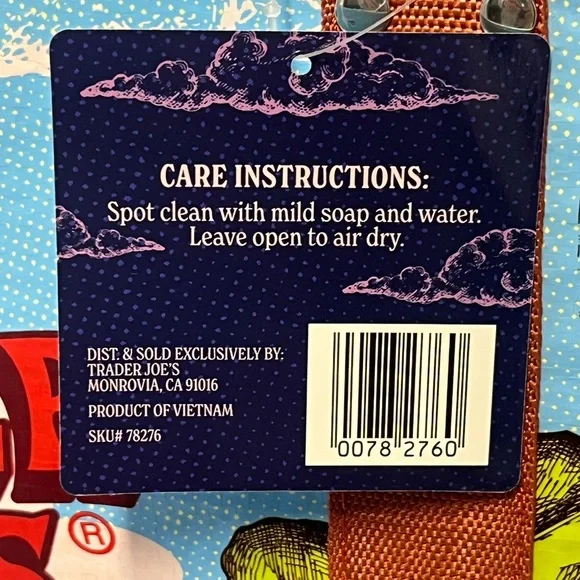 Trader Joe's Stand-Up Collapsible Grocery Tote Bag - Picture 4 of 11